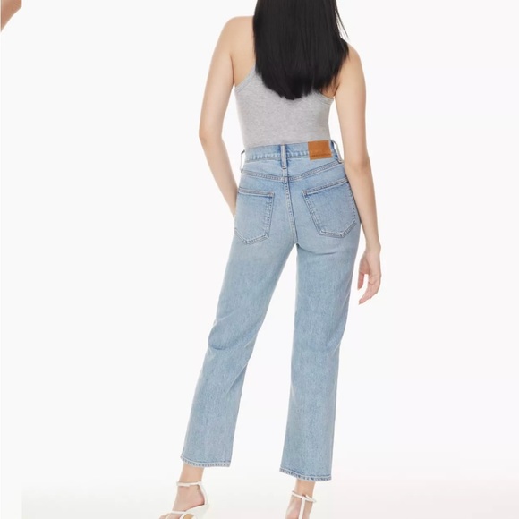 Arlo High-Rise Straight Jeans (size 25) - Picture 3 of 8